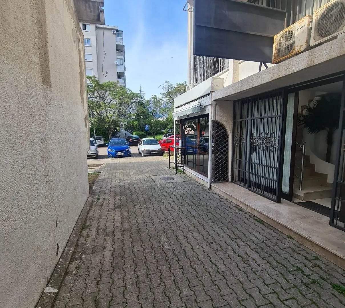 Sale, office space, 38m², Makedonsko naselje, Bar