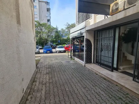 Sale, office space, 38m², Makedonsko naselje, Bar - image 3