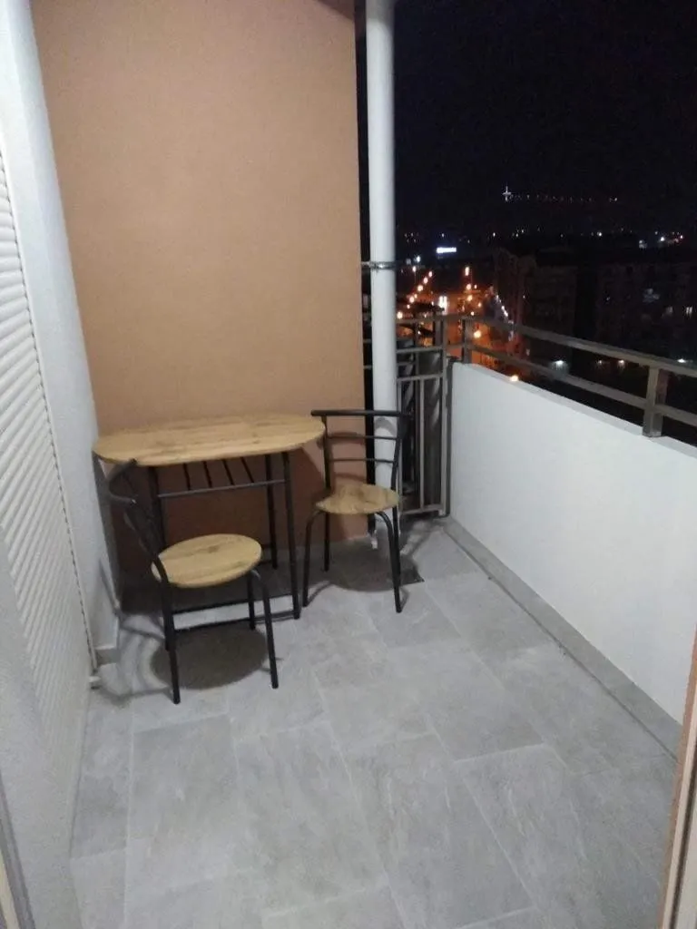 Izdavanje, jednosoban stan, 49m², Central Point, Podgorica