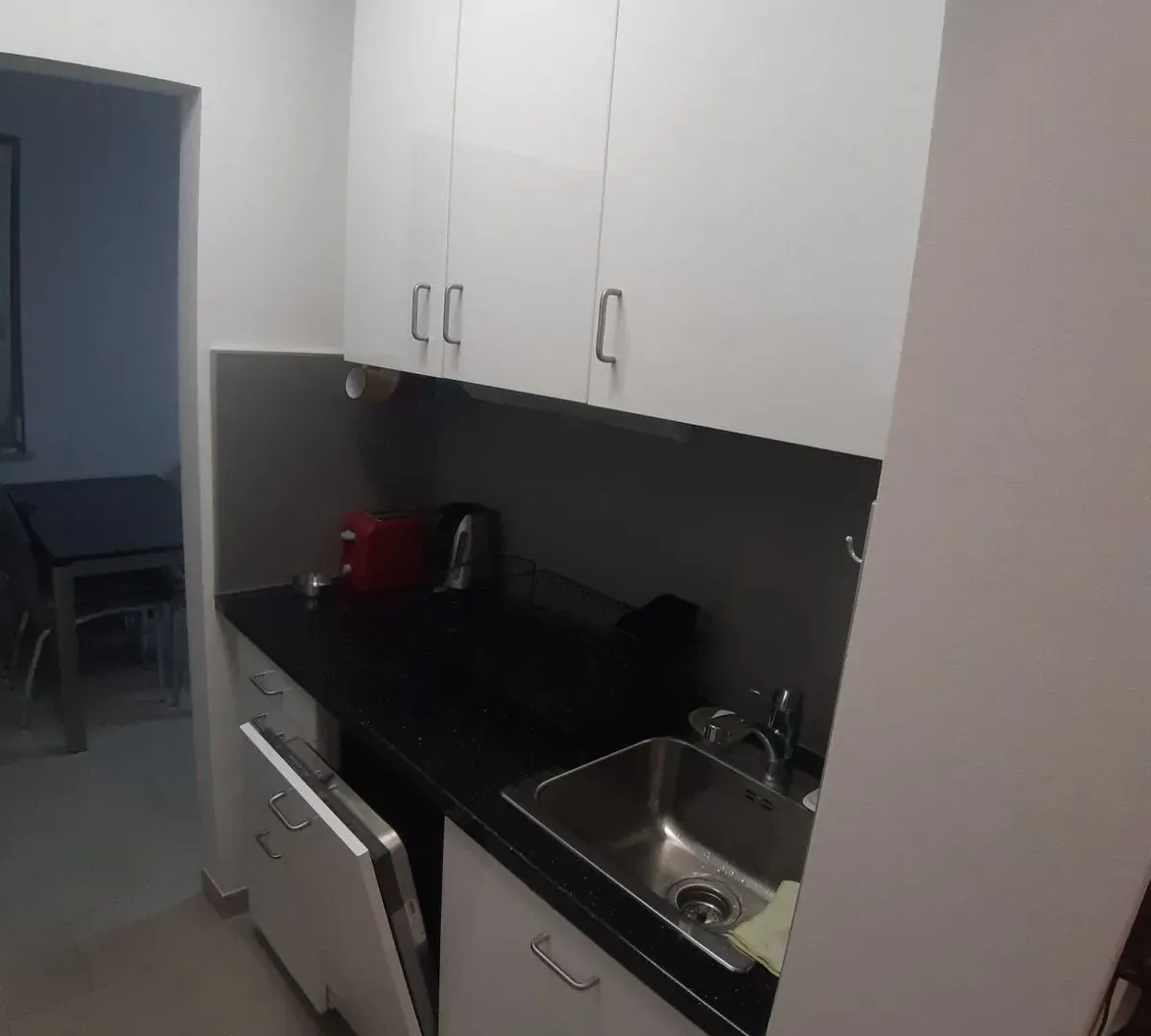 Prodaja, jednosoban stan, 44m², Lazi, Budva