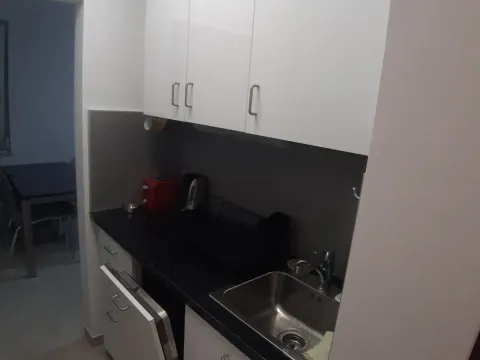 Prodaja, jednosoban stan, 44m², Lazi, Budva - image 8