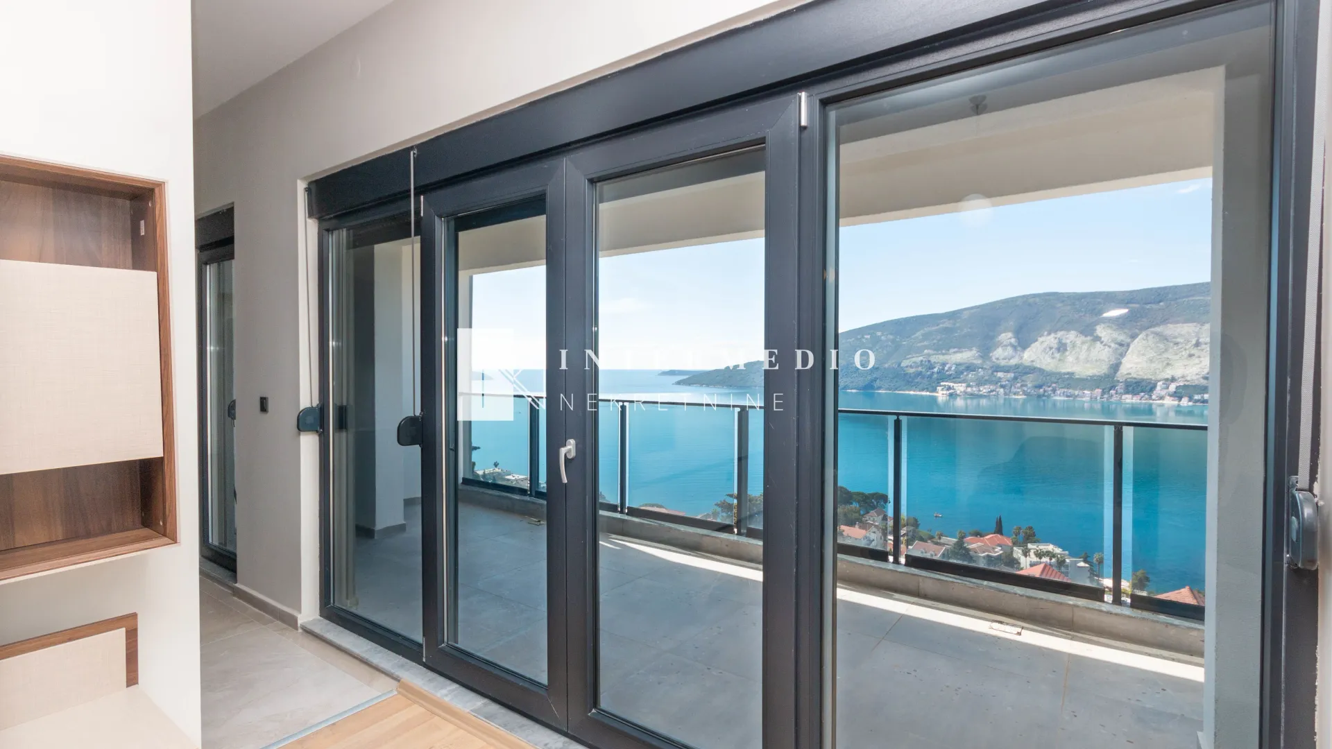 Prodaja, dvosoban stan, 86m², Topla, Herceg Novi