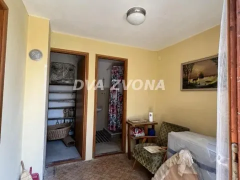 Prodaja, kuća, 29m², Irig, Srbija - image 8