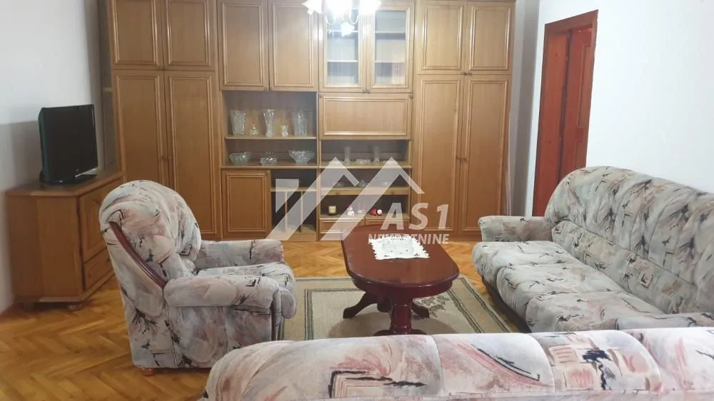Izdavanje, trosoban stan, 90m², Nova Detelinara, Novi Sad Sve Podlokacije