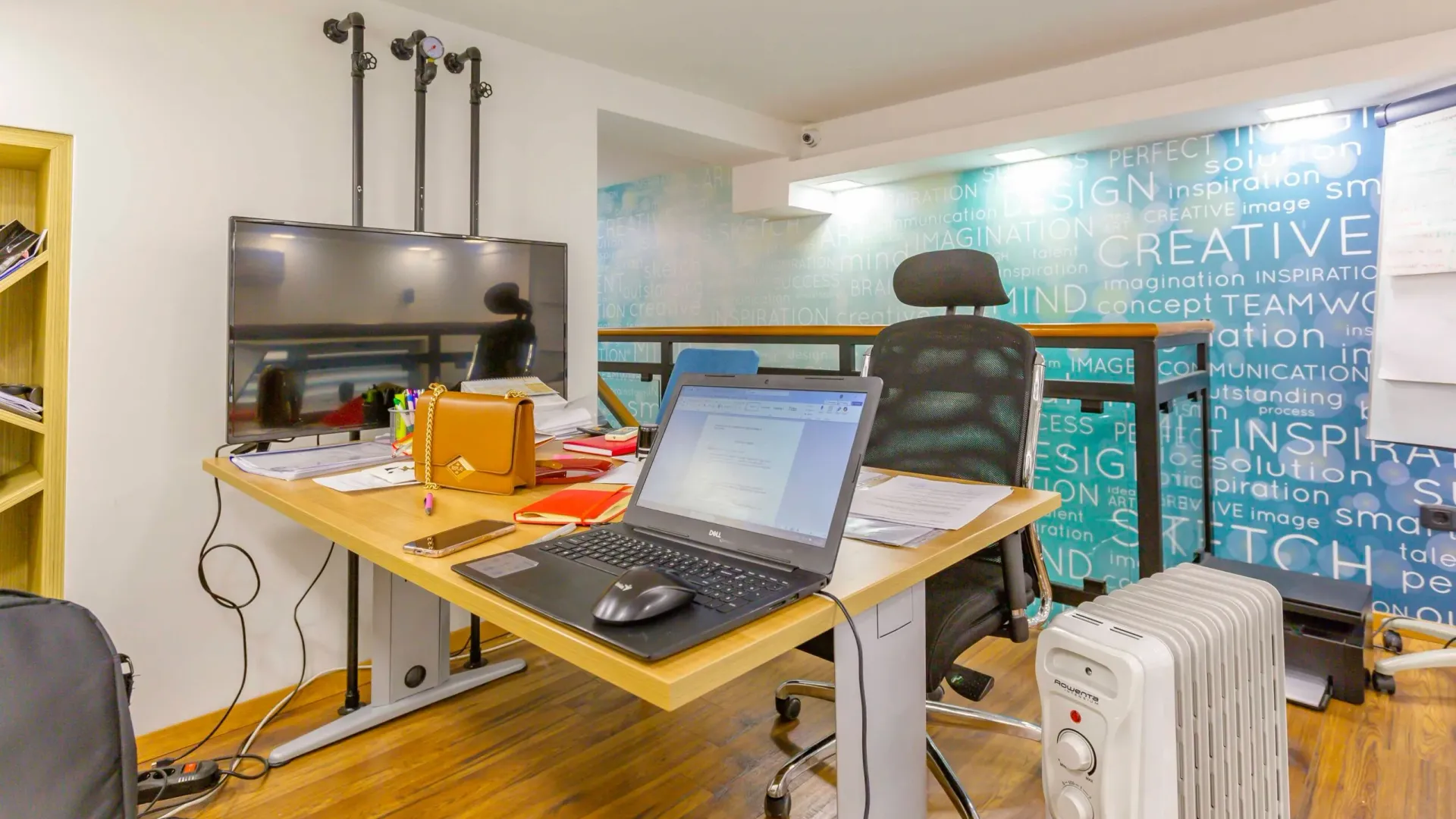 Rent, office space, 43m², City Kej, Podgorica