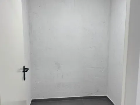 Izdavanje, dvosoban stan, 66m², Stari Aerodrom, Podgorica - image 7