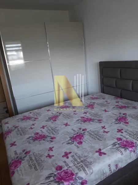 Izdavanje, dvosoban stan, 47m², Grbavica, Novi Sad Sve Podlokacije