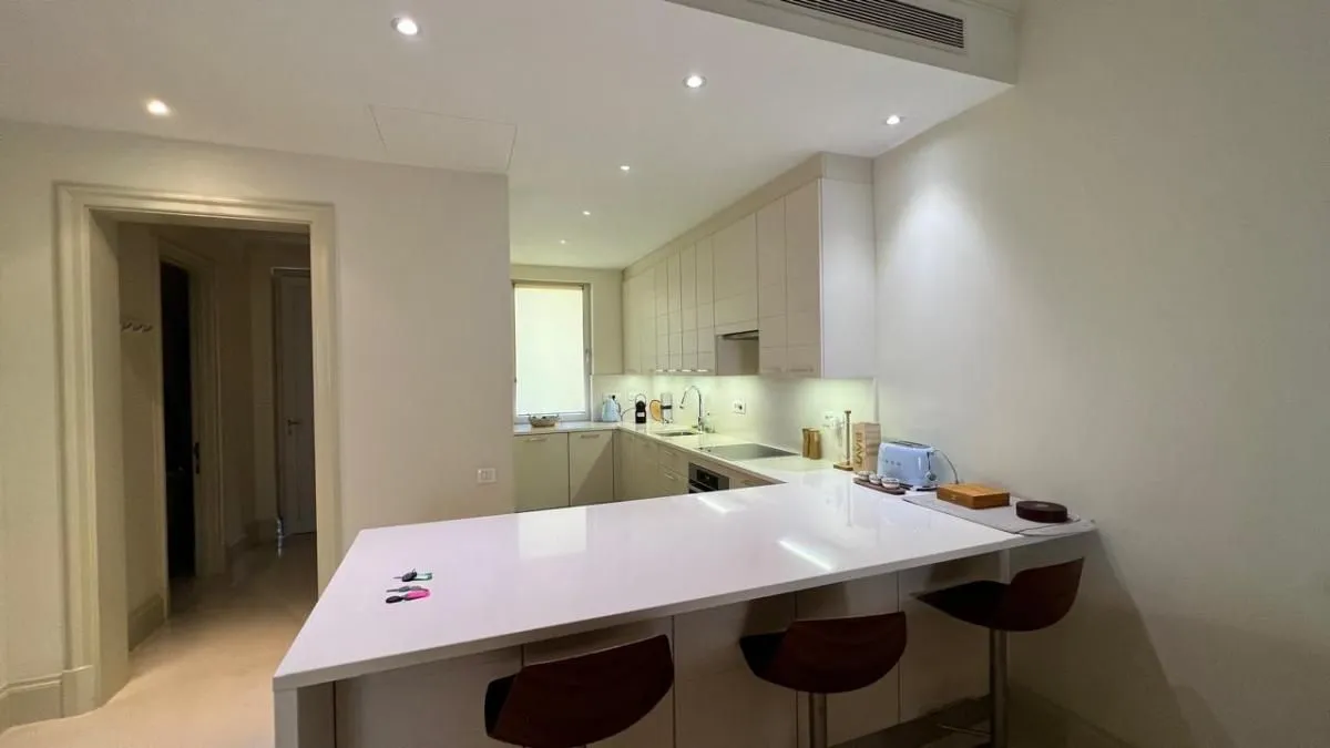 Prodaja, dvosoban stan, 107m², Tivat, Crna Gora