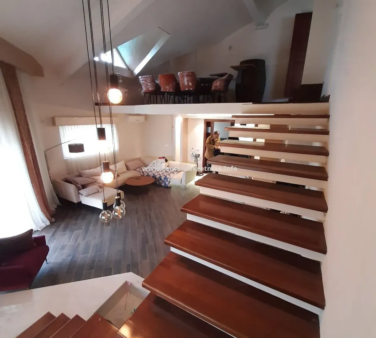 Prodaja, kuća, 420m², Grlić, Danilovgrad