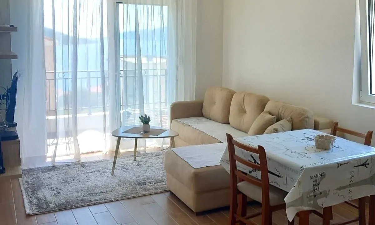 Rent, one bedroom apartment, 45m², Kumbor, Herceg Novi