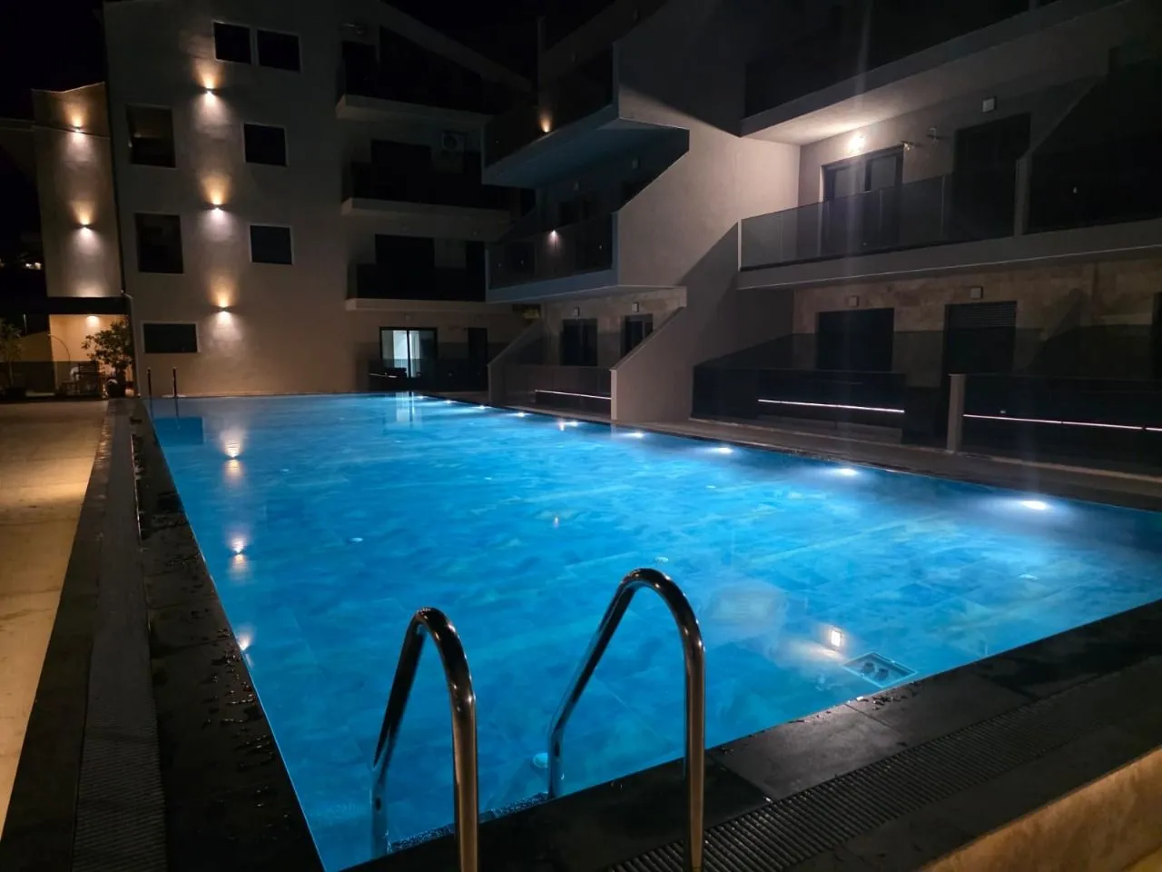 Prodaja, jednosoban stan, 50m², Đenovići, Herceg Novi
