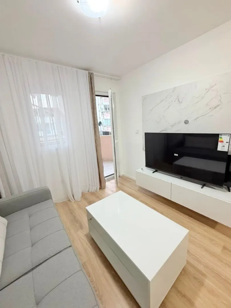 Rent, one bedroom apartment, 43m², Zaobilaznica, Budva