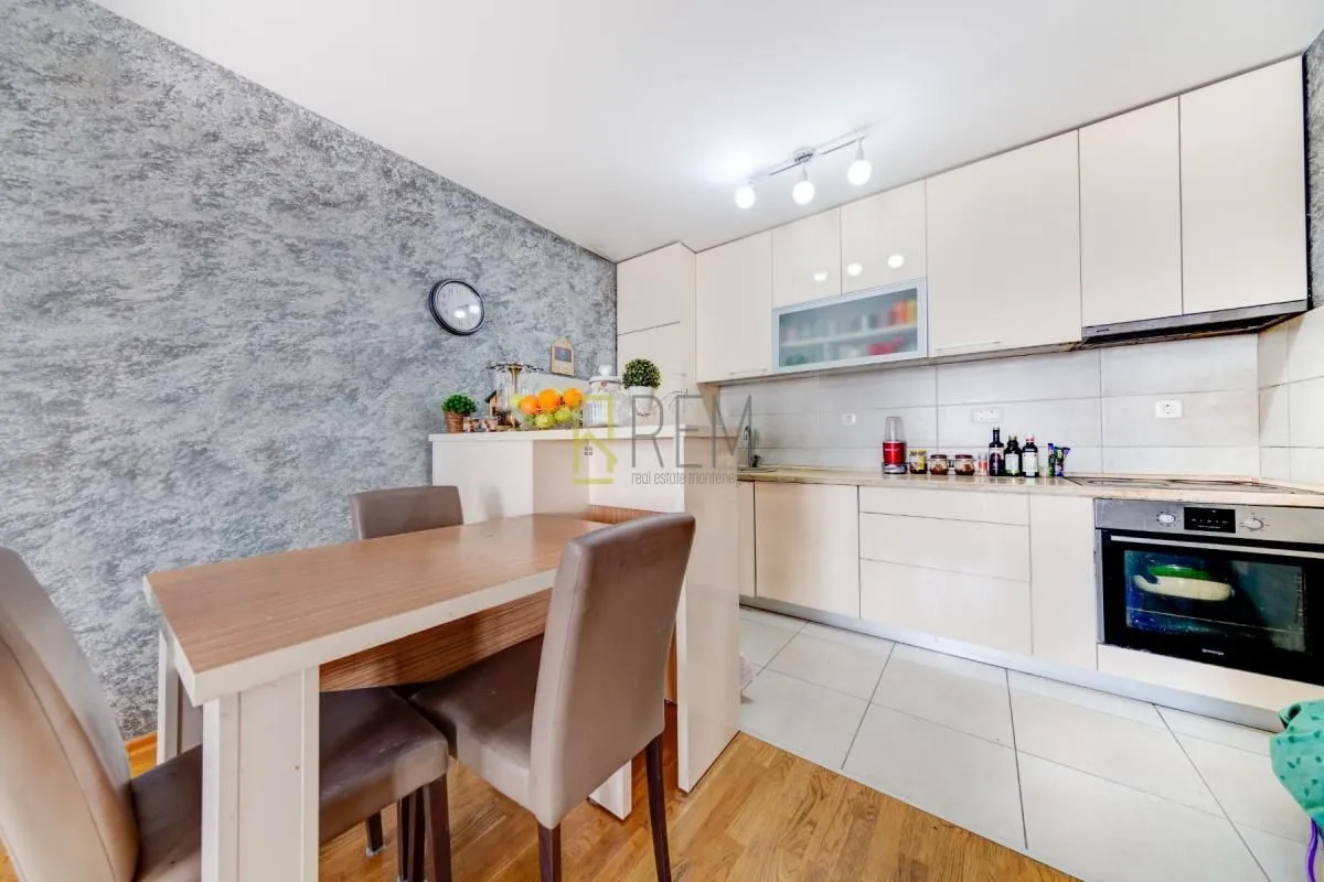 Prodaja, trosoban stan, 113m², Ljubović, Podgorica