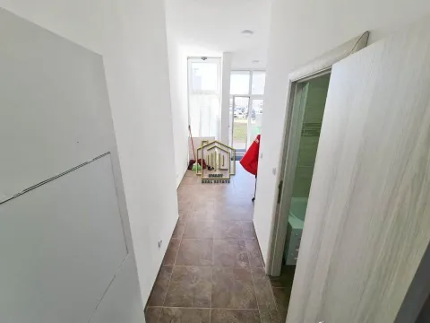 Sale, office space, 116m², Tuški Put, Podgorica - image 8