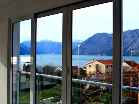 Prodaja, stan, 68m², Dobrota, Kotor - image 3
