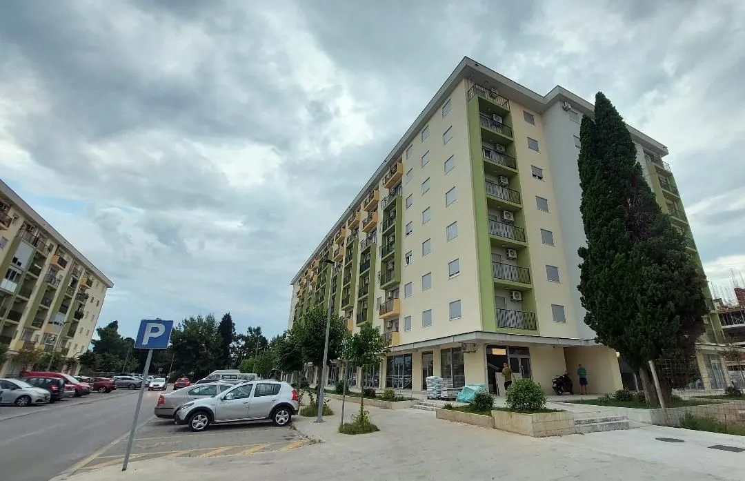 Rent, one bedroom apartment, 39m², Pobrežje, Podgorica