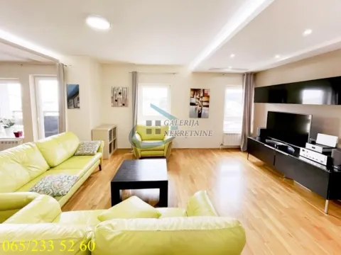 Sale, four bedroom apartment, 157m², Đeram Pijaca, Beograd