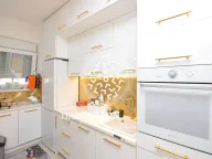 Izdavanje, jednosoban stan, 49m², City Kvart, Podgorica - image 7