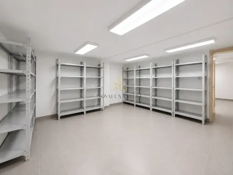 Rent, office space, 200m², Centar, Podgorica - image 15