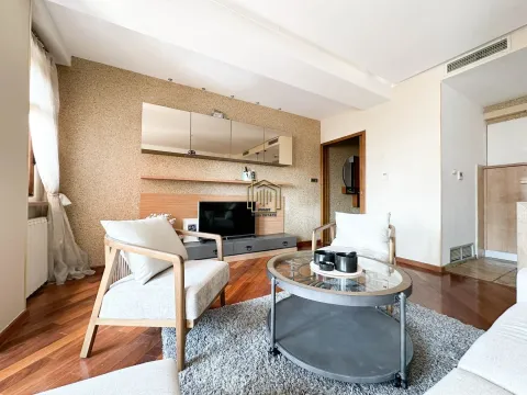 Izdavanje, dvosoban stan, 90m², Stari Aerodrom, Podgorica - image 2