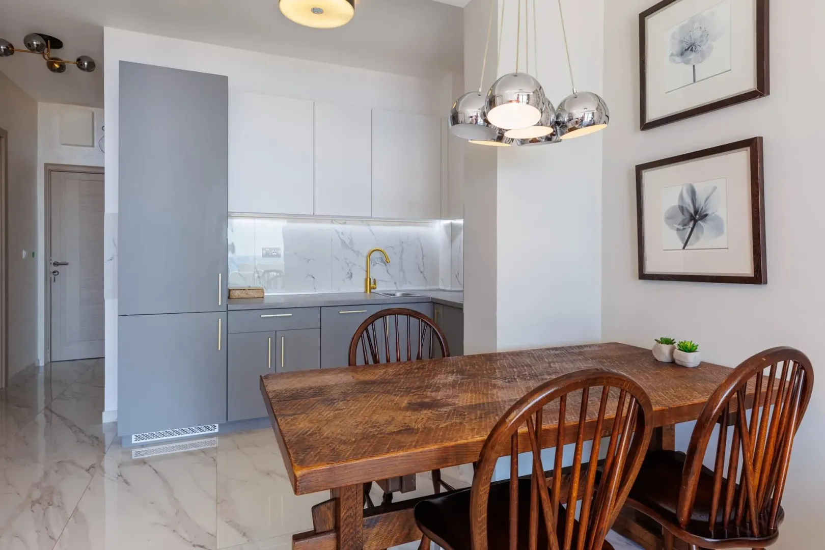 Sale, two bedroom apartment, 72m², Bečići, Budva