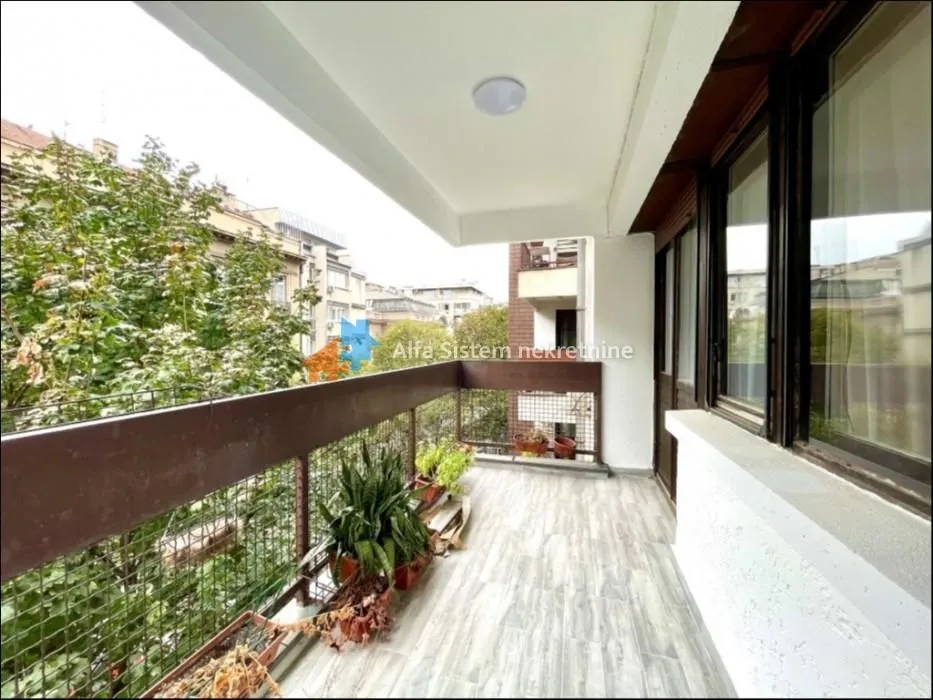 Rent, four bedroom apartment, 102m², Vračar Hram, Vračar Sve Podlokacije