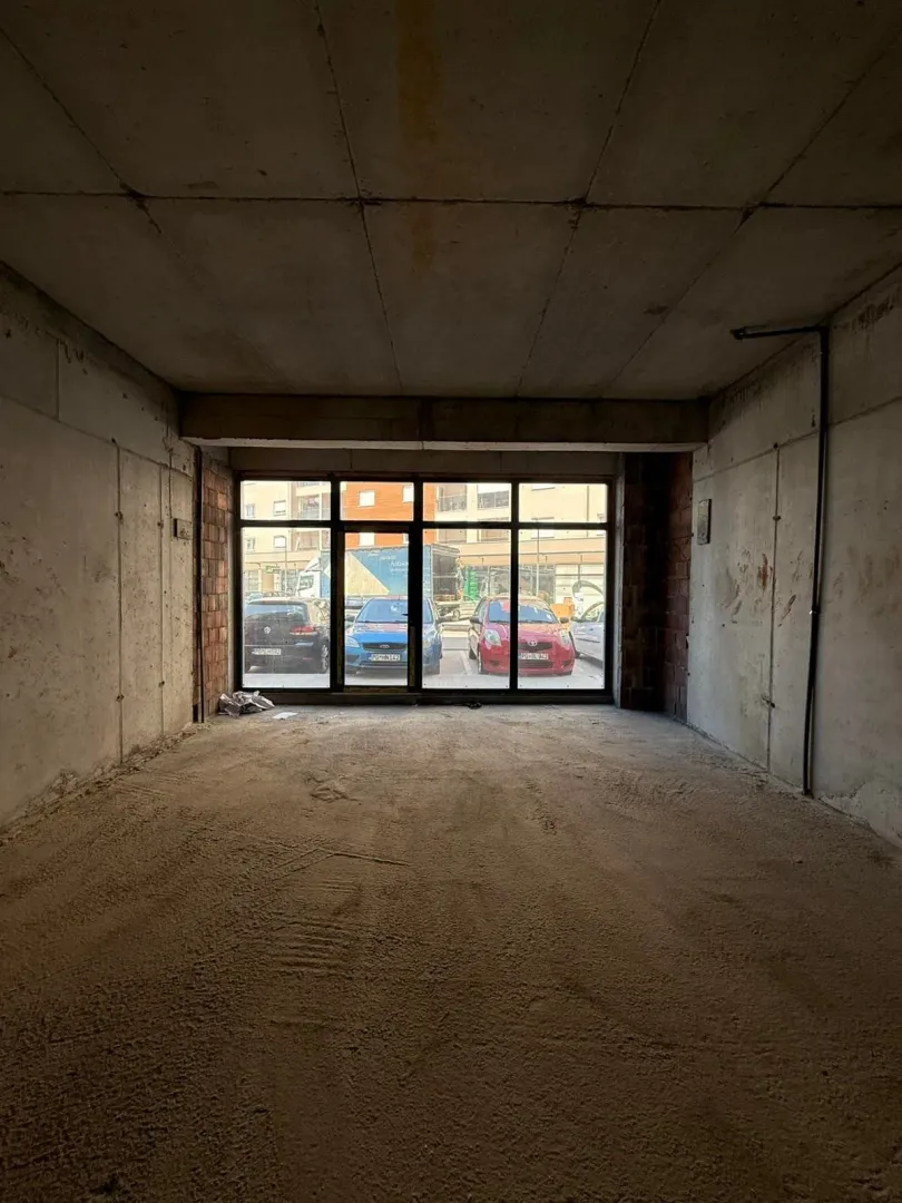 Sale, office space, 100m², Stari Aerodrom, Podgorica
