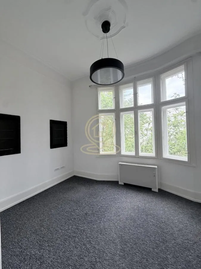 Rent, office space, 180m², Vračar Sve Podlokacije, Beograd