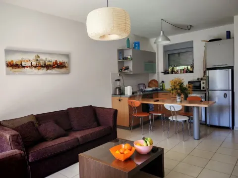 Prodaja, dvosoban stan, 54m², Petrovac, Budva - image 3