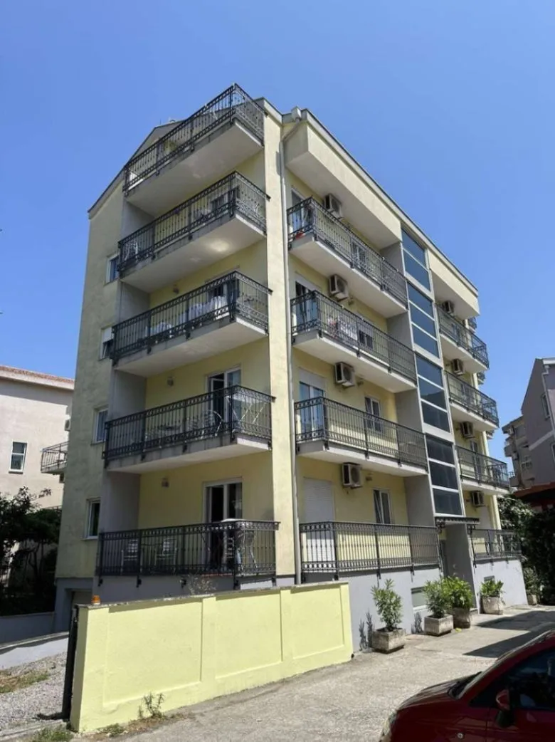 Rent, two bedroom apartment, 70m², Budva, Crna Gora