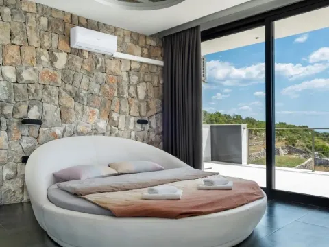 Prodaja, kuća, 1150m², Krimovica, Kotor - image 2