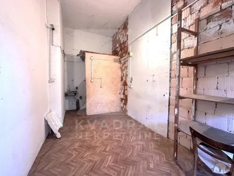 Prodaja, jednosoban stan, 28m², Stari Aerodrom, Podgorica - image 5
