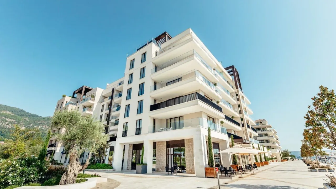 Sale, one bedroom apartment, 77m², Porto Montenegro, Tivat