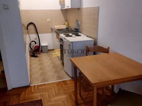 Rent, studio apartment, 30m², Bulevar Evrope, Novi Sad Sve Podlokacije - image 3