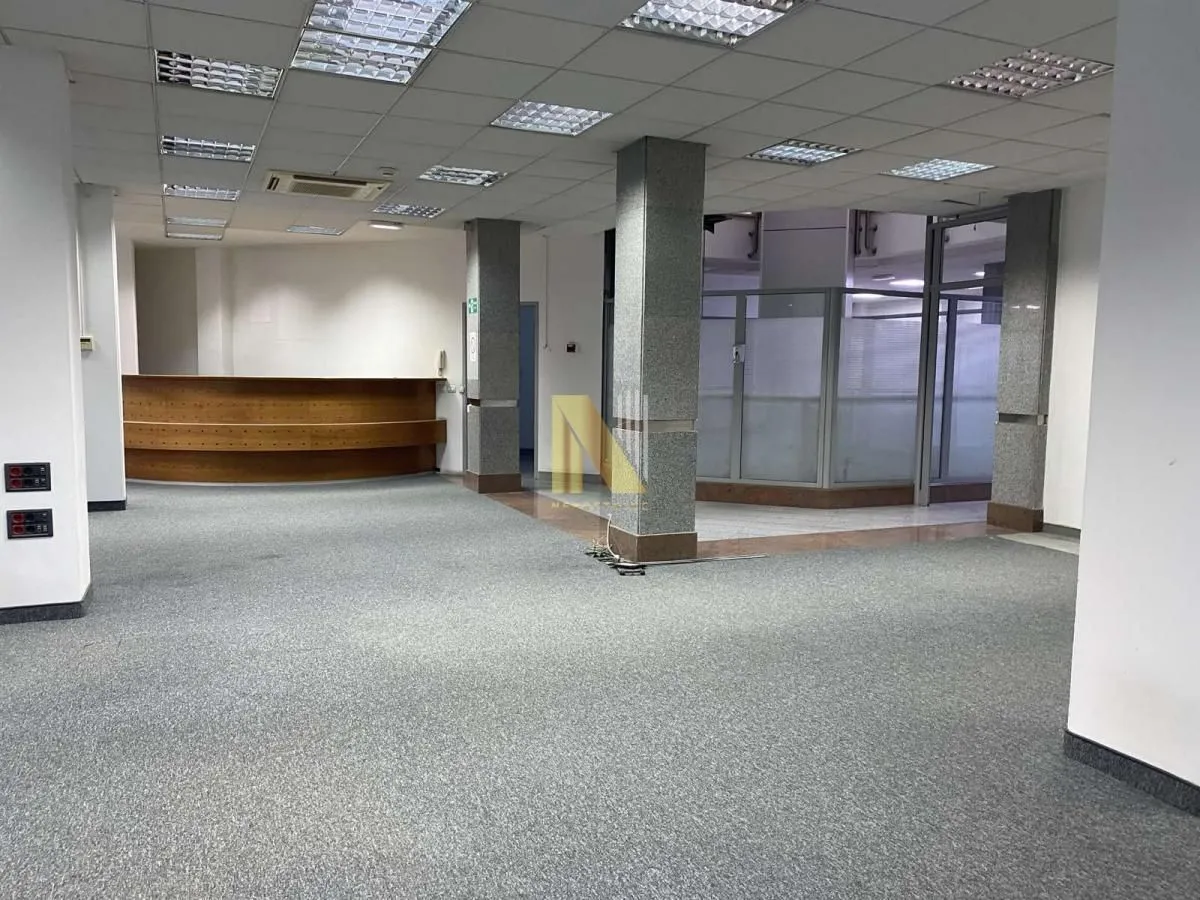 Rent, office space, 352m², Bulevar Oslobodjenja, Novi Sad Sve Podlokacije
