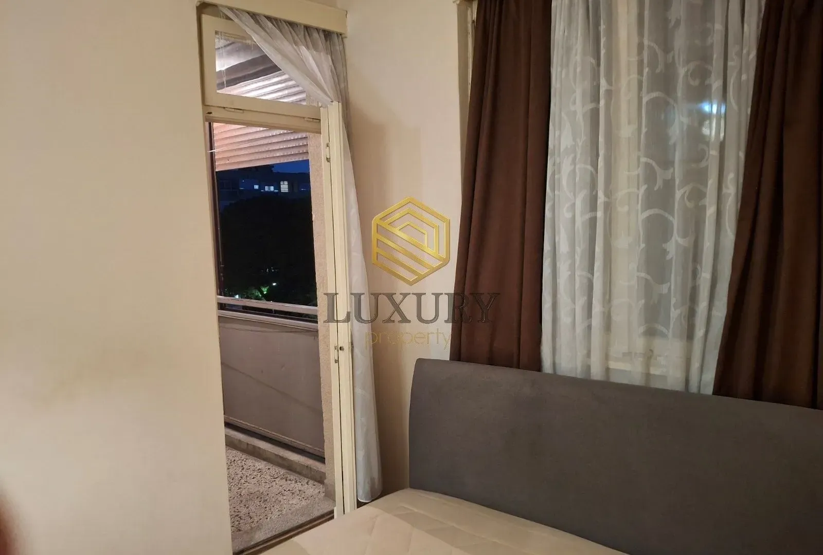 Izdavanje, jednosoban stan, 40m², Preko Morače, Podgorica