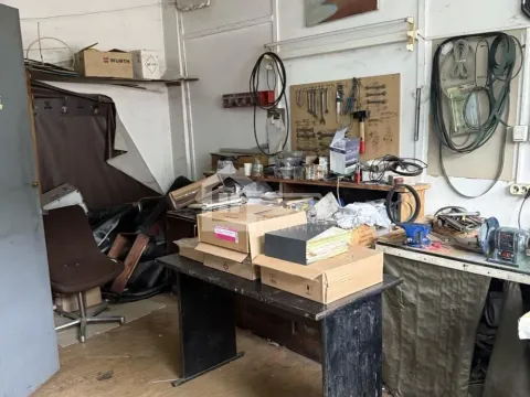 Izdavanje, poslovni prostor, 800m², Borča 1, Borča Sve Podlokacije - image 14