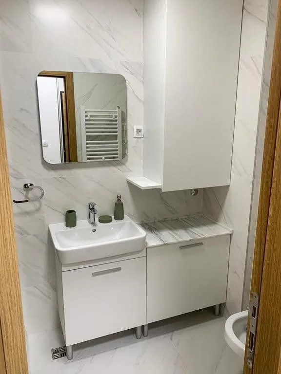 Izdavanje, jednosoban stan, 47m², New City, Podgorica