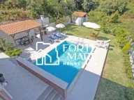 Sale, five bedroom apartment, 272m², Baošići, Herceg Novi - image 11