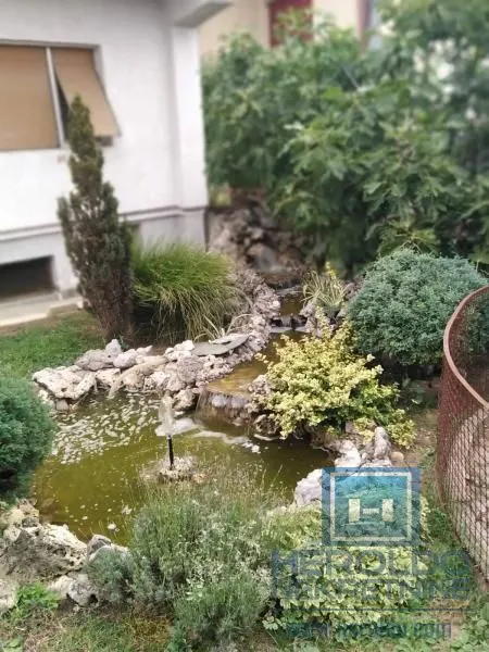 Prodaja, kuća, 330m², Pivara, Kragujevac