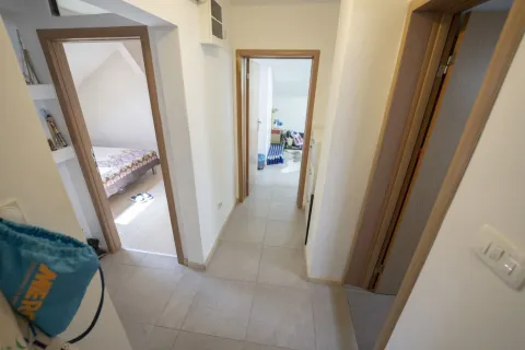 Sale, three bedroom apartment, 60m², Centar, Podgorica - image 5