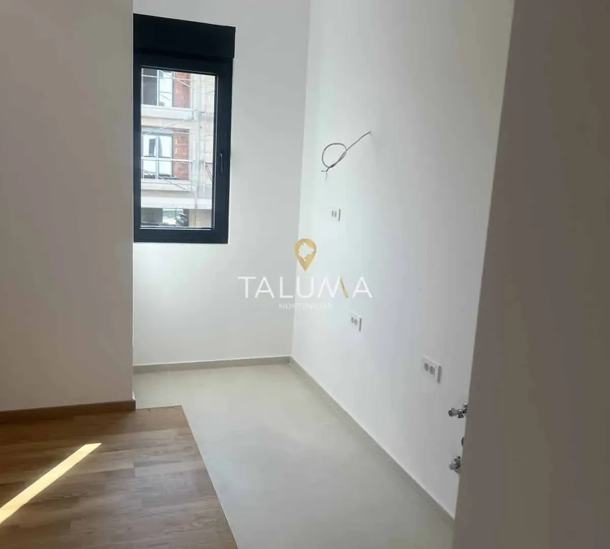Izdavanje, dvosoban stan, 53m², City Kvart, Podgorica
