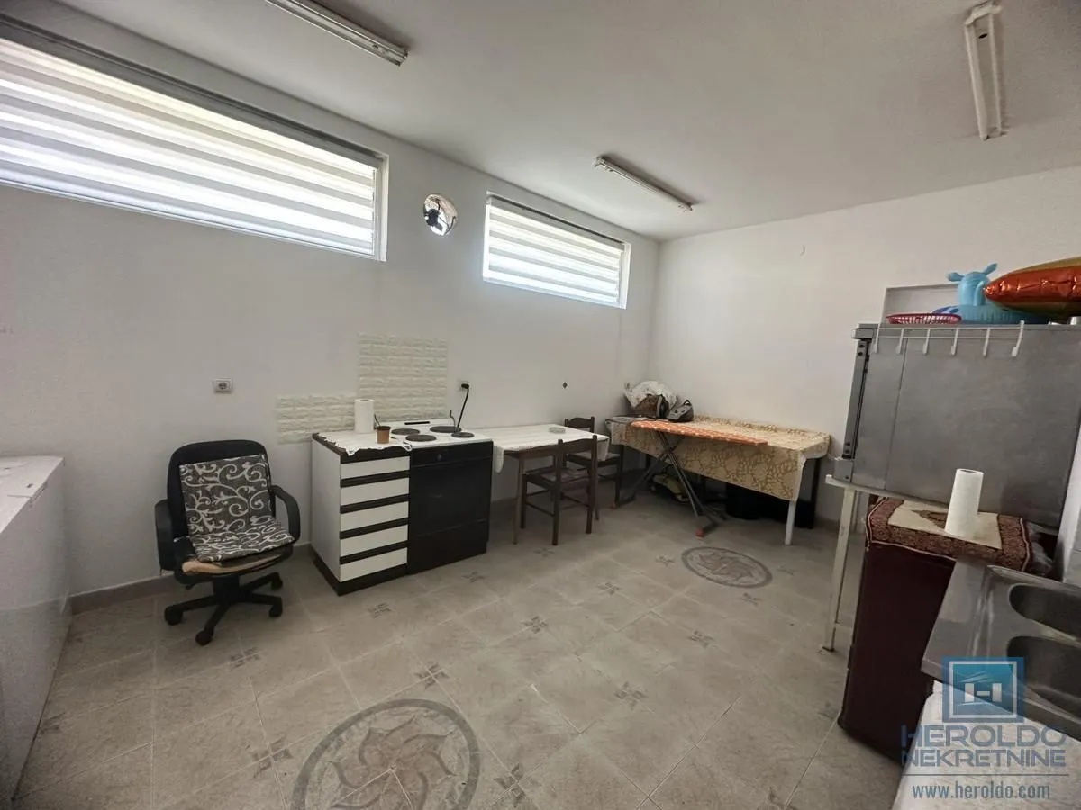 Sale, house, 215m², Ćuprija, Srbija