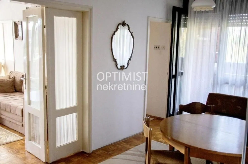 Prodaja, dvosoban stan, 57m², Petlovo Brdo, Beograd