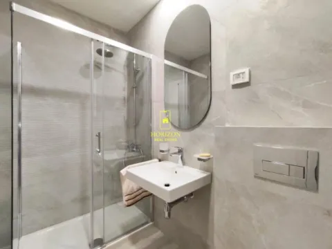 Izdavanje, jednosoban stan, 50m², Central Point, Podgorica - image 2