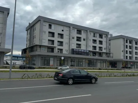 Rent, one bedroom apartment, 43m², Stari Aerodrom, Podgorica - image 8