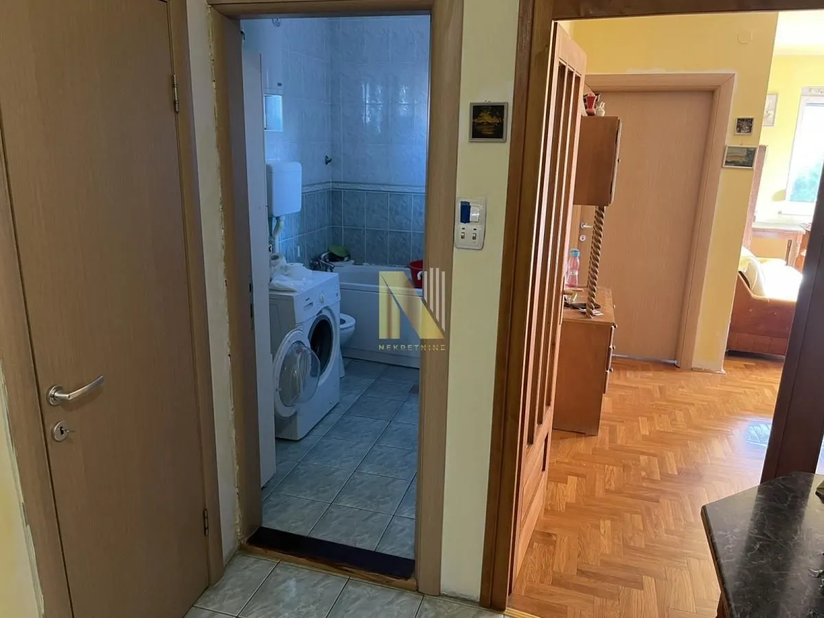 Prodaja, dvosoban stan, 65m², Bulevar patrijarha Pavla, Novi Sad Sve Podlokacije