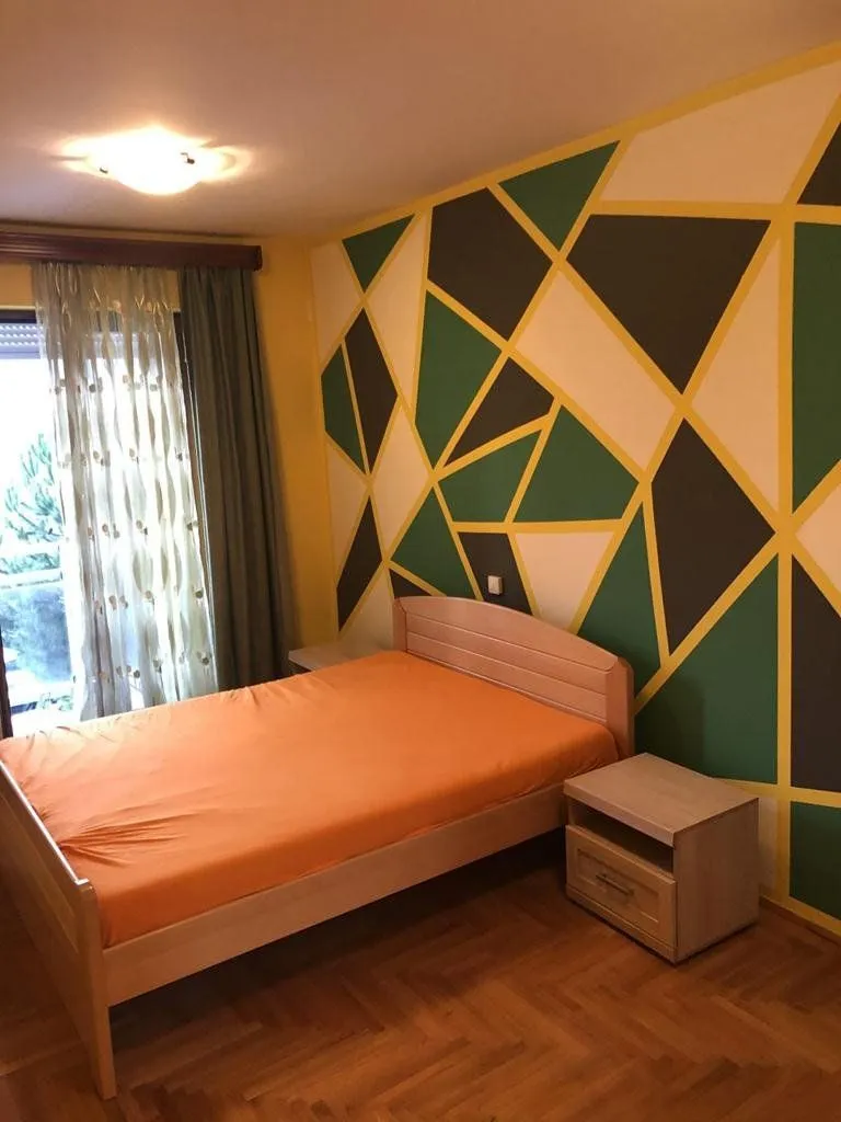 Izdavanje, dvosoban stan, 75m², Preko Morače, Podgorica