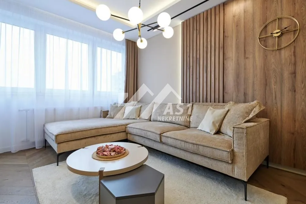 Izdavanje, dvosoban stan, 48m², Grbavica, Novi Sad Sve Podlokacije