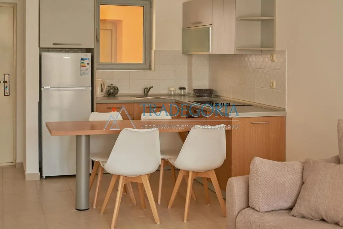 Prodaja, dvosoban stan, 68m², Petrovac, Budva